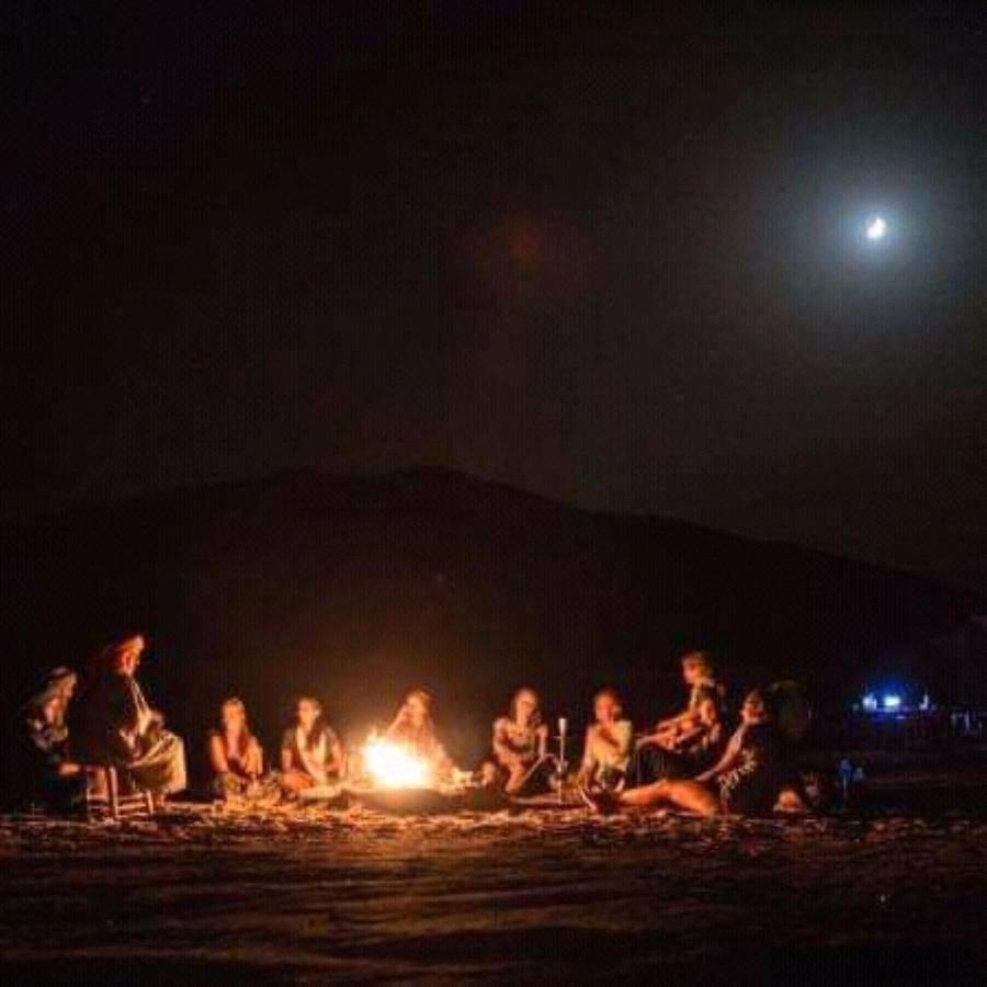 Готель Restcamp Ergchebbi Мерзуга Екстер'єр фото